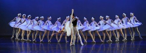 2012-09-11-swanlake.jpg