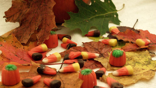 2012-10-11-halloweencandysales.jpg