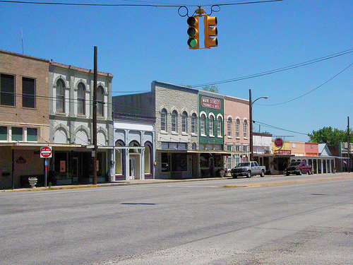 How To Eat Vegan Even In A One-Stoplight Town | HuffPost Life