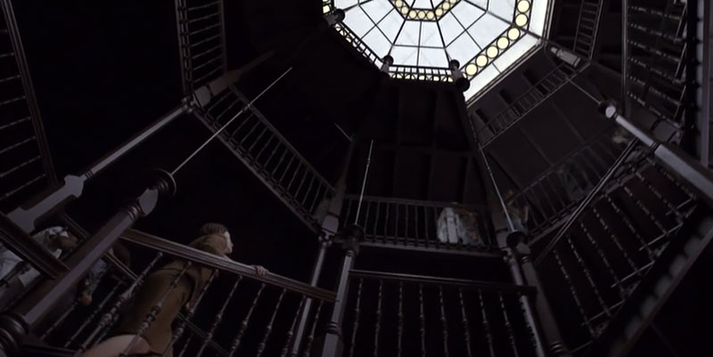 2012-10-19-taylorcolemilleramericanhorrorstorystaircase.jpg