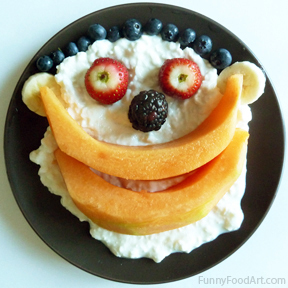 2012-10-26-images-Funny_Food_Art_BiggrinLLR.jpg