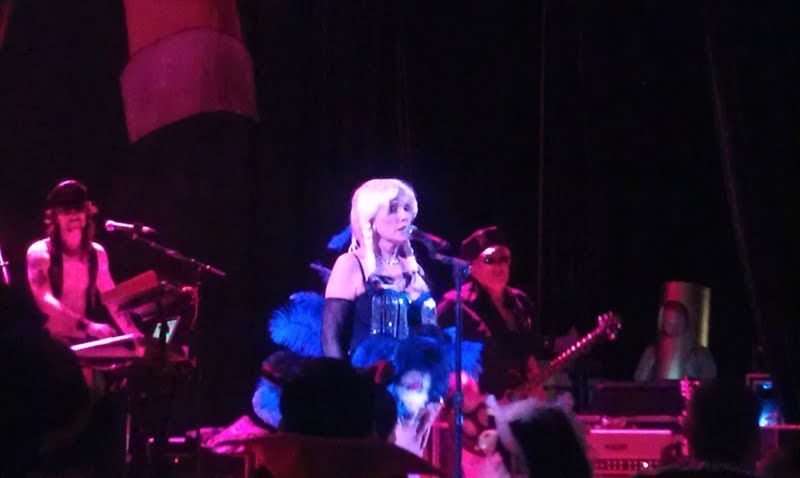 2012-11-01-blondie.jpg