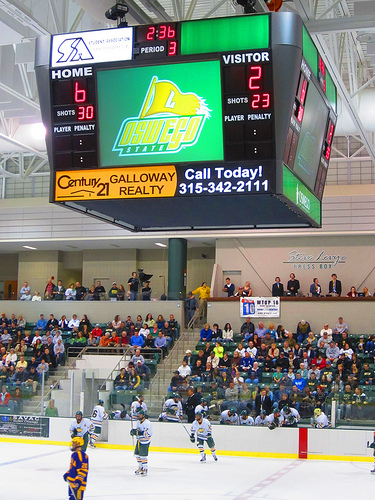 2012-11-13-OswegoHockey.jpg