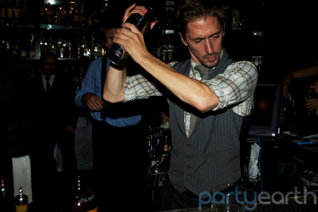 2012-11-13-nextdoorlounge_s460.jpg