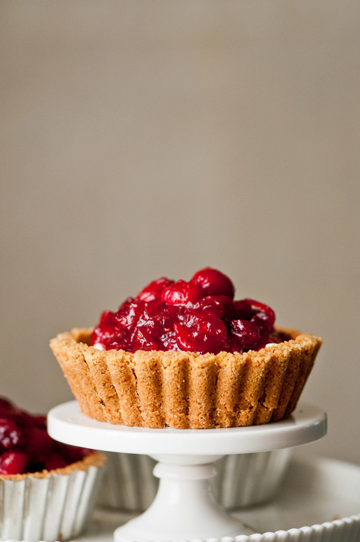 2012-11-20-tart_cranberry_maple_main_1.jpg