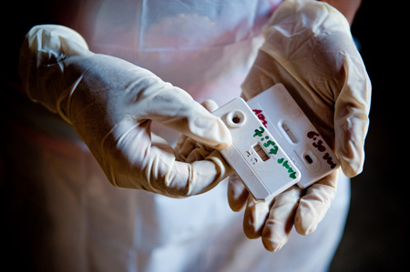 2012-11-29-hiv.jpg