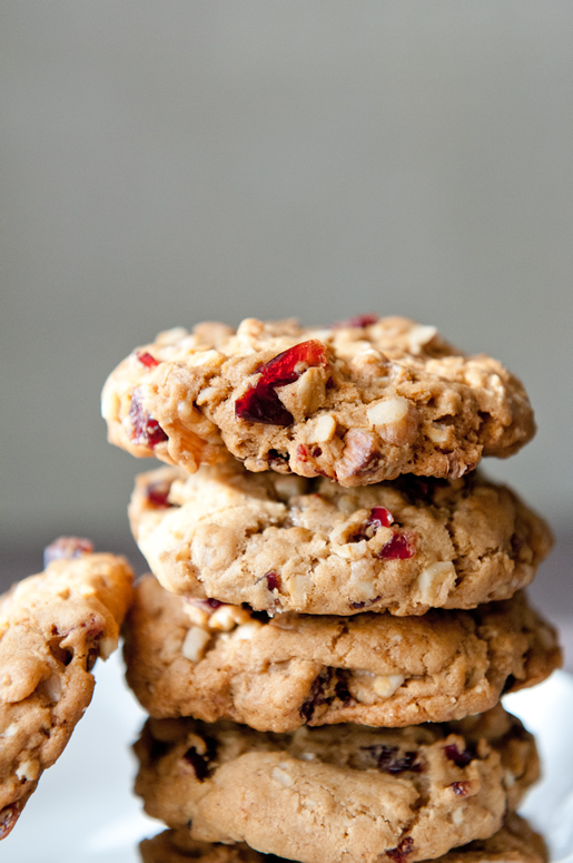 2012-12-01-cookie_maple_cranberry_main_1.jpg