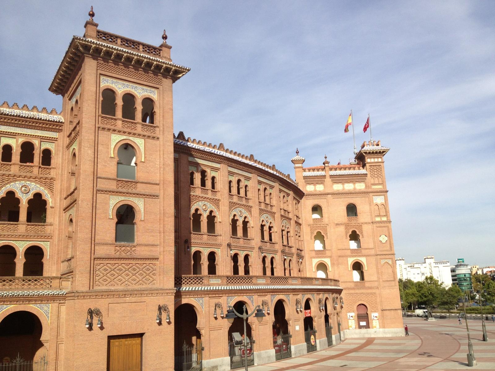 2012-12-04-bullfightingring.jpg