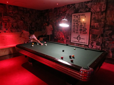 2012-12-05-HipstersshootingpoolatTheGarageatCooperAve.JPG