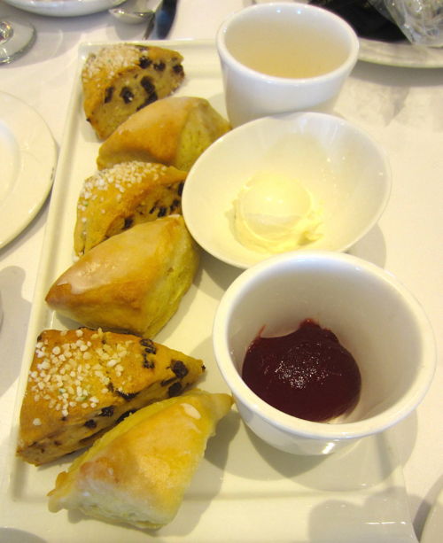 2012-12-14-sconesml.JPG