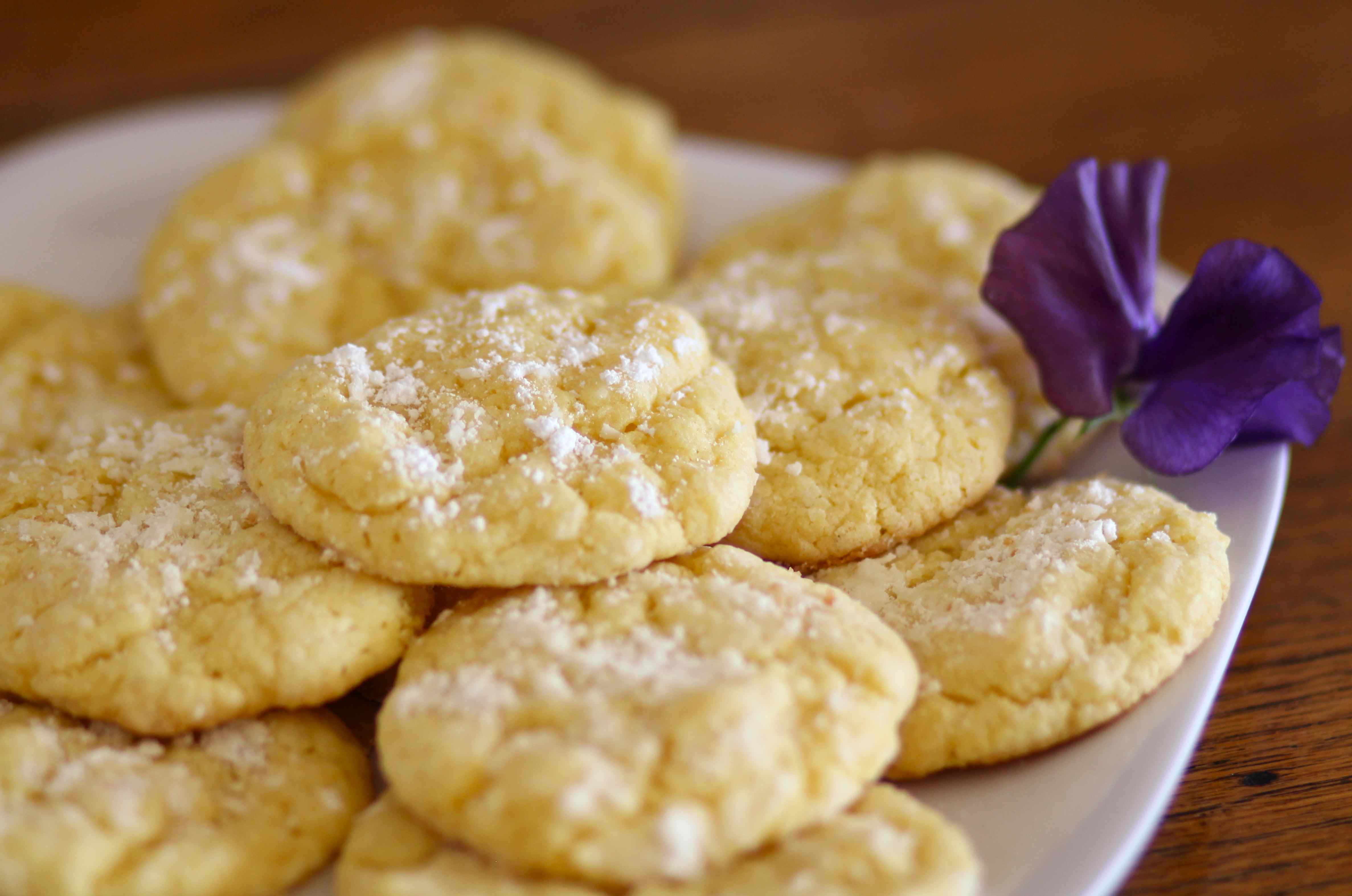 2012-12-20-lemongooeycookies.jpg