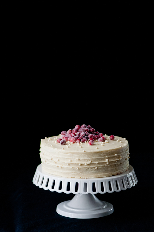 2012-12-21-cake_cranberry_wht_choc_main.jpg