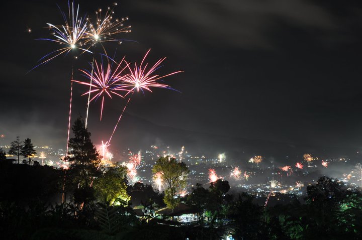 2012-12-27-happy_new_year_by_gamerfromhelld3656r1.jpg