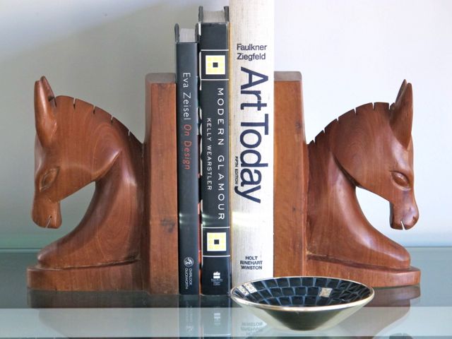 2013-01-06-midcenturybookends.jpg