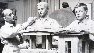 2013-01-08-Braillereadersculpture1.jpg