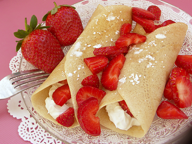 2013-01-10-strawberrycrepes2a.jpg