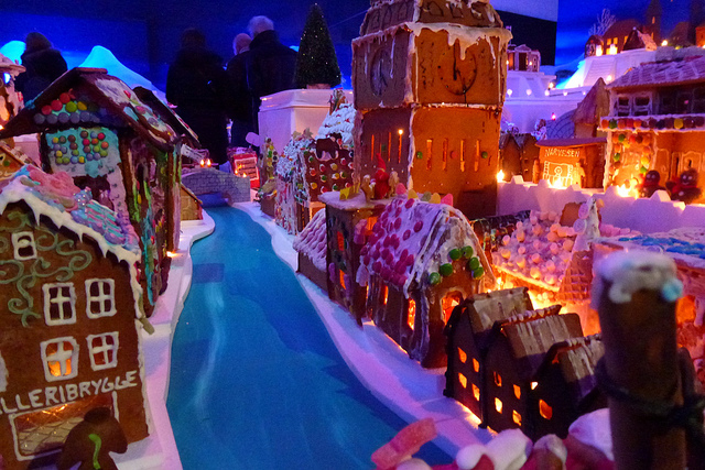 2013-02-08-BergenGingerbreadTown.jpg