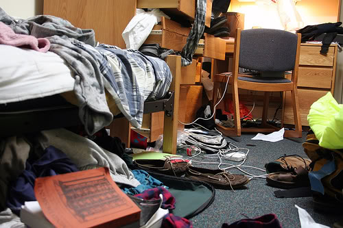 2013-02-08-messydorm1.jpg