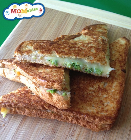 2013-03-11-LeprechaunGrilledCheese550w.jpg