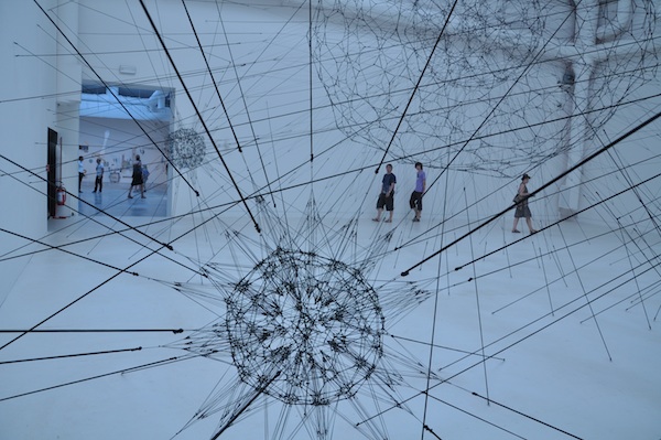 2013-03-19-tomas-saraceno-KisaLalaVeniceBiennalesm.jpg