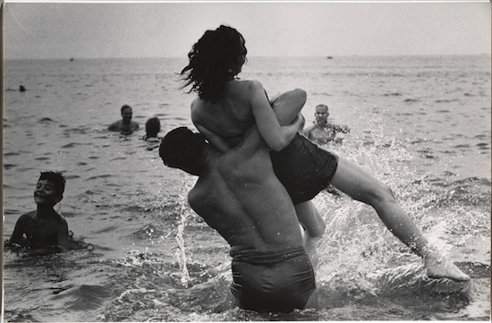 2013-04-01-13_sfmoma_winogrand_coneyisland_1952copy.jpg