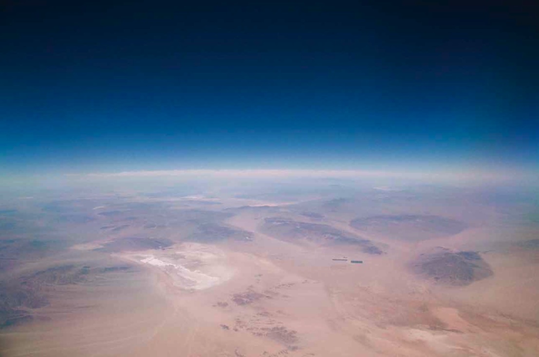 2013-04-02-kisalala-moby-MobyDestroyedDesertCalifornia.jpg