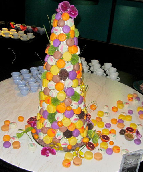 2013-04-04-macarontower.JPG