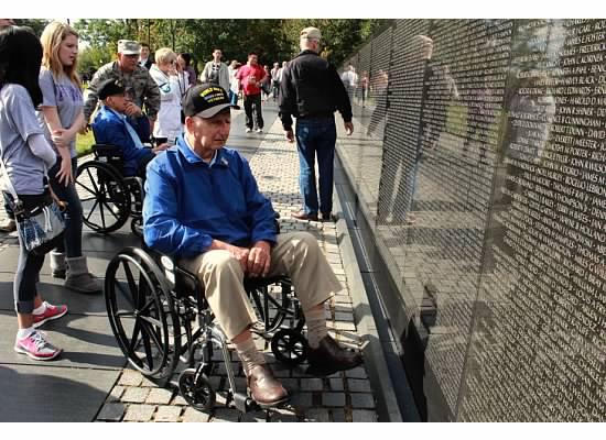 2013-04-06-honrflightvietnammemorial.jpg