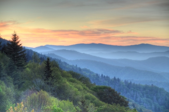 2013-04-08-OconalufteeOverlookMAB_Great_Smoky_Mountains.jpg