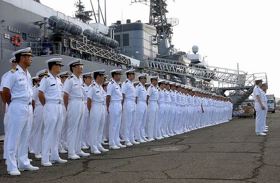 2013-04-15-20130411Japanese_sailors_jmsdf.jpg