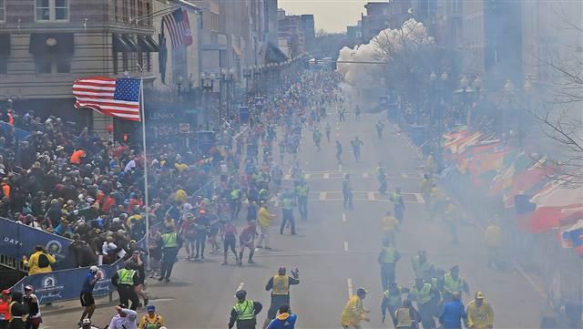 2013-04-18-bostonMarathonbombingCourtesyMSNBCNews.jpg