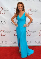 2013-04-18-smallerJaneSeymourfulllengthatOpenHeartsFoundationgala.jpg