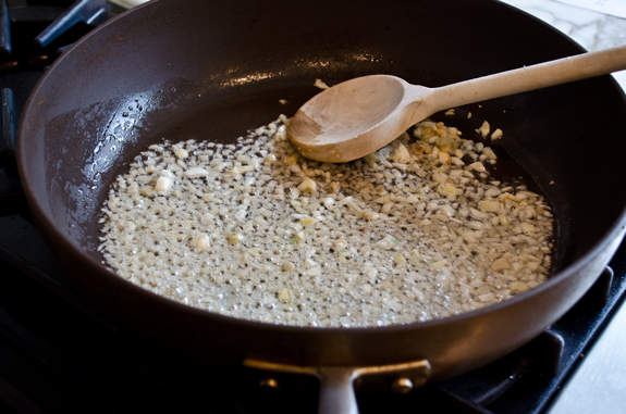 2013-04-19-cookinggingerandgarlic.jpg