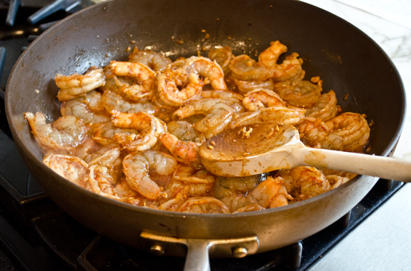 2013-04-19-cookingshrimp1.jpg