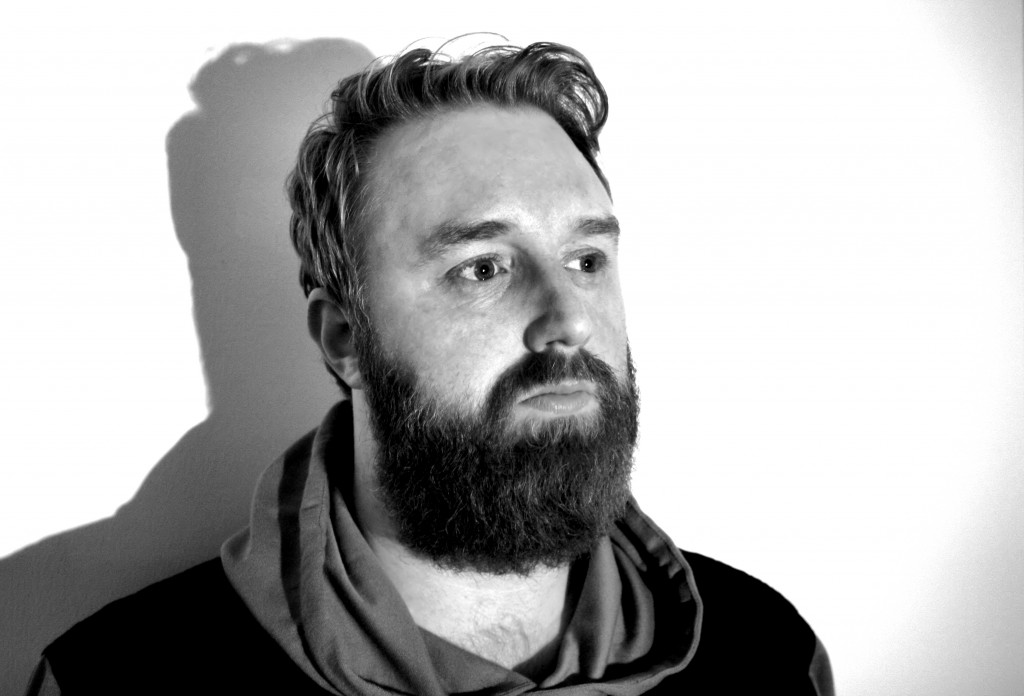 2013-04-25-hostage-HostagePressShot20121024x696.jpg