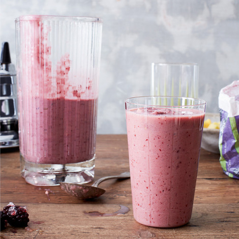 9 Mistakes You're Making Every Time You Blend a Smoothie