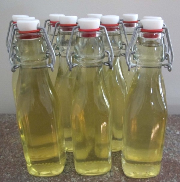 2013-05-15-20121001limoncellobottled.jpg