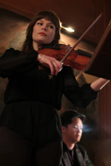 2013-05-16-10.Violist_Sarah_Niblack_pianist_Michael_Cheung__photo_by_DelphineMargau_550.jpg