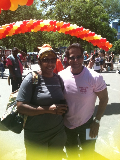 2013-05-16-AIDSWALK2012Pic2.bmp