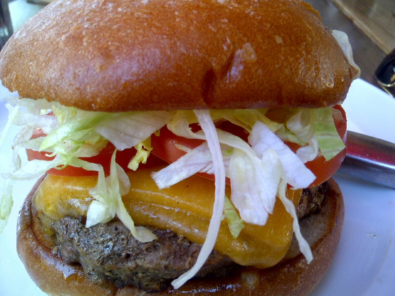 2013-05-25-AZTripWindsorburger.JPG