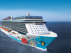 2013-05-27-NorwegianBreakaway1024x768nclAerial01300x225.jpg