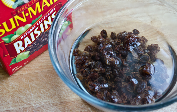 2013-06-06-soakingraisins.jpg