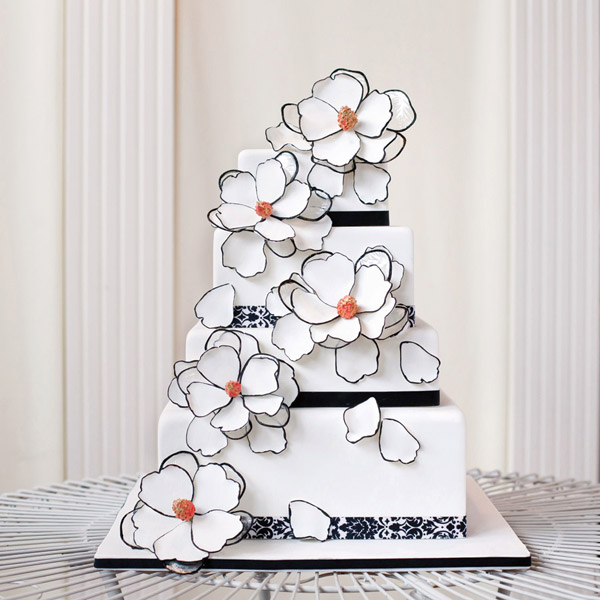 The Average Wedding Cake Cost, Backed by Real Data