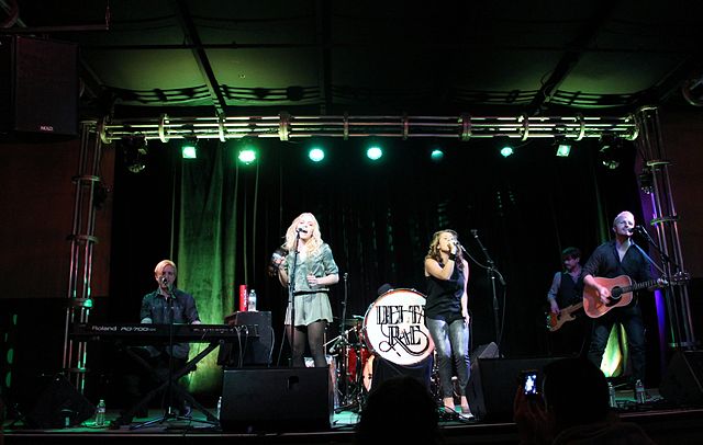 2013-06-12-DELTARAE.jpg