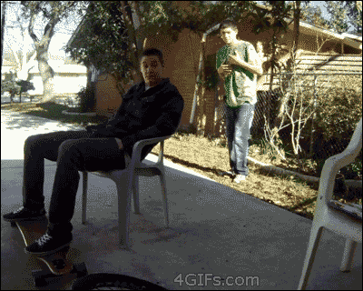 2013-06-13-patada.gif