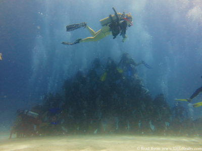 2013-06-29-UnderwaterPyramid_BrayRyon2.jpg