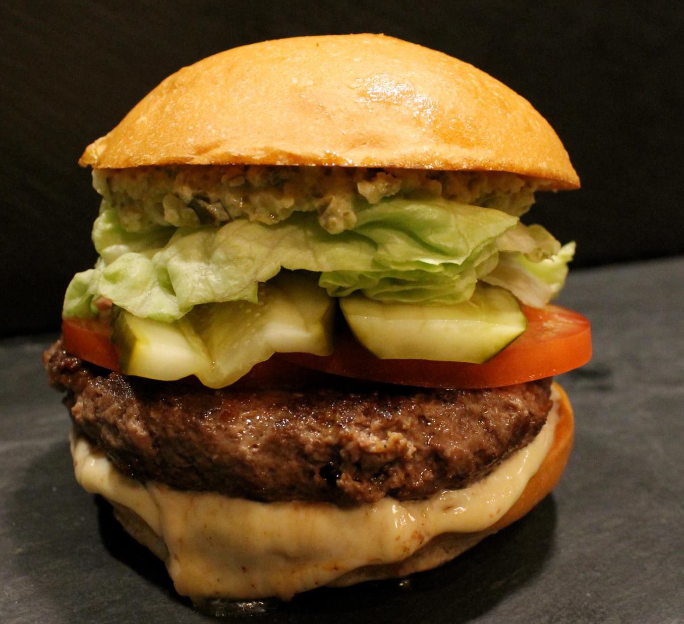 2013-07-01-JuicyLucy_Burger.jpg