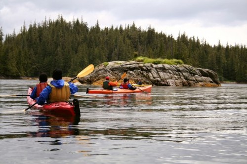 2013-07-05-Kayaking_iStock_000003391786Small540x359.jpg