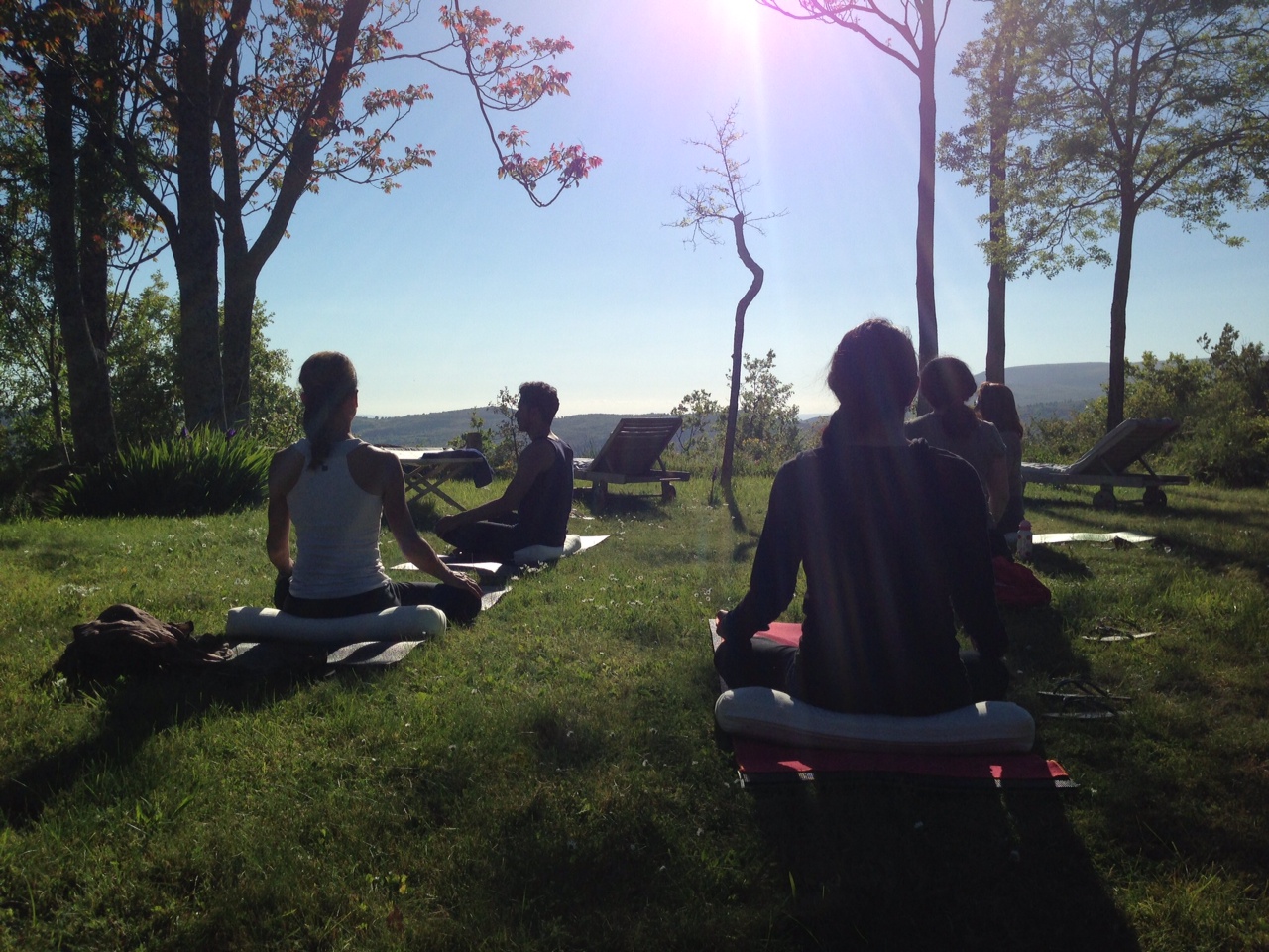 2013-07-09-yogaoutside.JPG