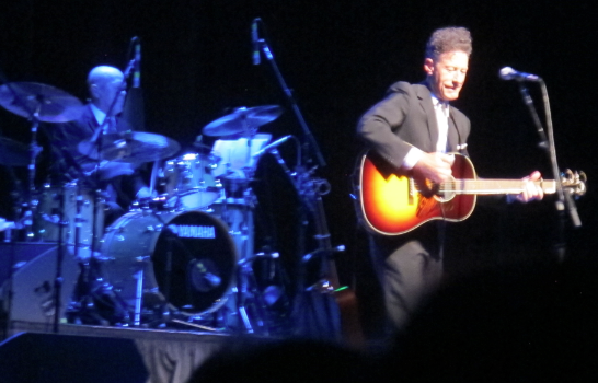 2013-07-10-lylelovett6.10.57PM.png